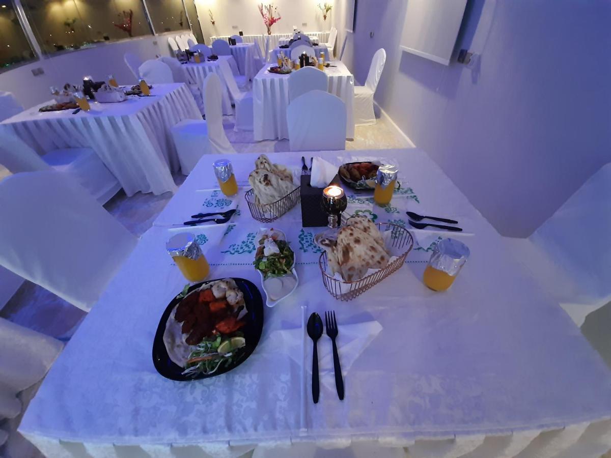 Qasr Alshamal Hotel 아라르 외부 사진